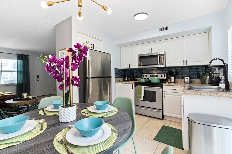 More Photos Of 1024 Park Dr, Indian Harbour Beach Apartments For Sale