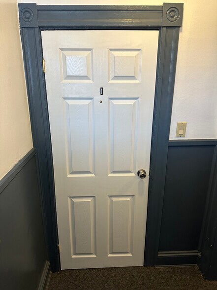 More Photos Of 4601-4603 Eastern Ave, Baltimore Office For Lease