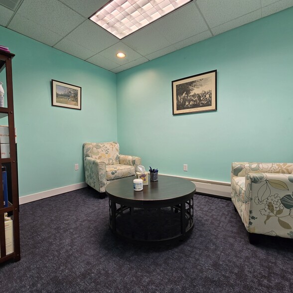 More Photos Of 106 N Franklin St, Pen Argyl Office For Lease