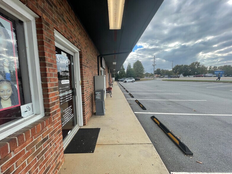 More Photos Of 3416 Centerville Hwy, Snellville Storefront For Sale