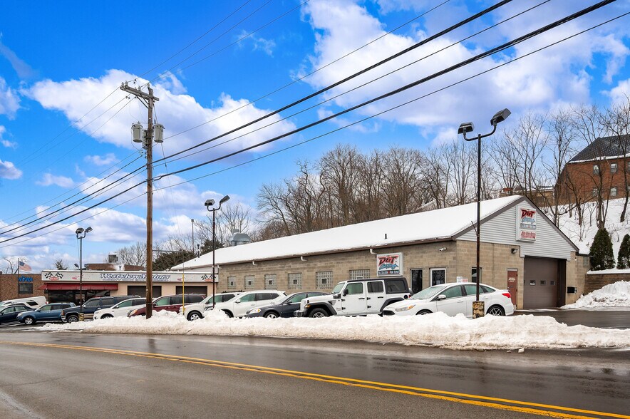 More Photos Of 186 Perry Hwy, Pittsburgh Auto Dealership For Sale