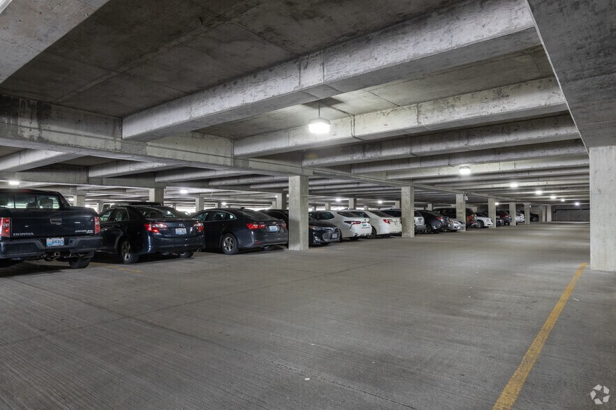 More Photos Of 119 Fairfield Ave, Bellevue Office For Lease