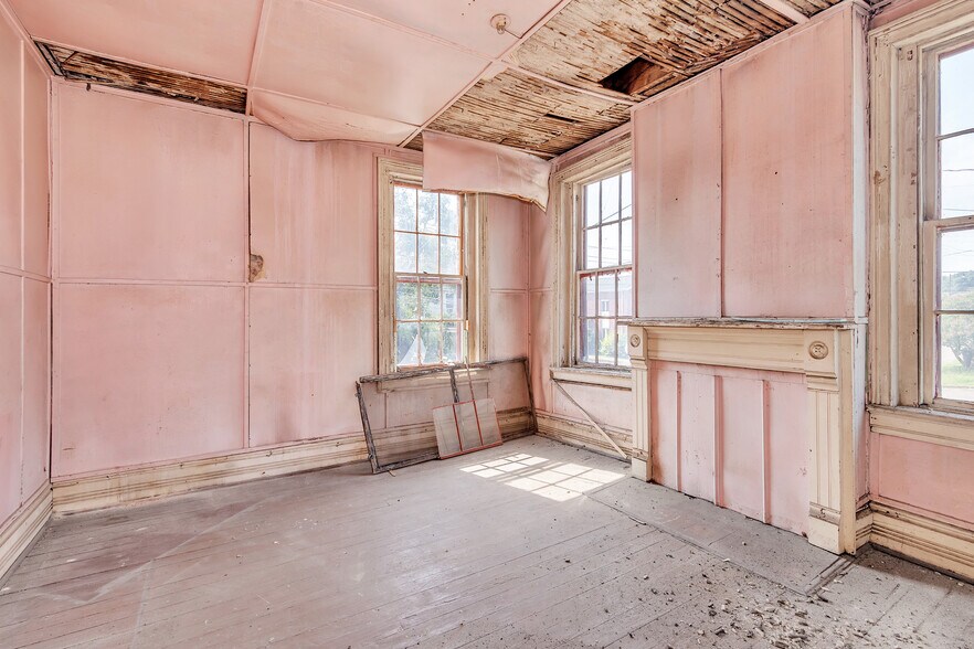 More Photos Of 1800-1810 Broad St, Augusta Storefront Retail Office For Sale