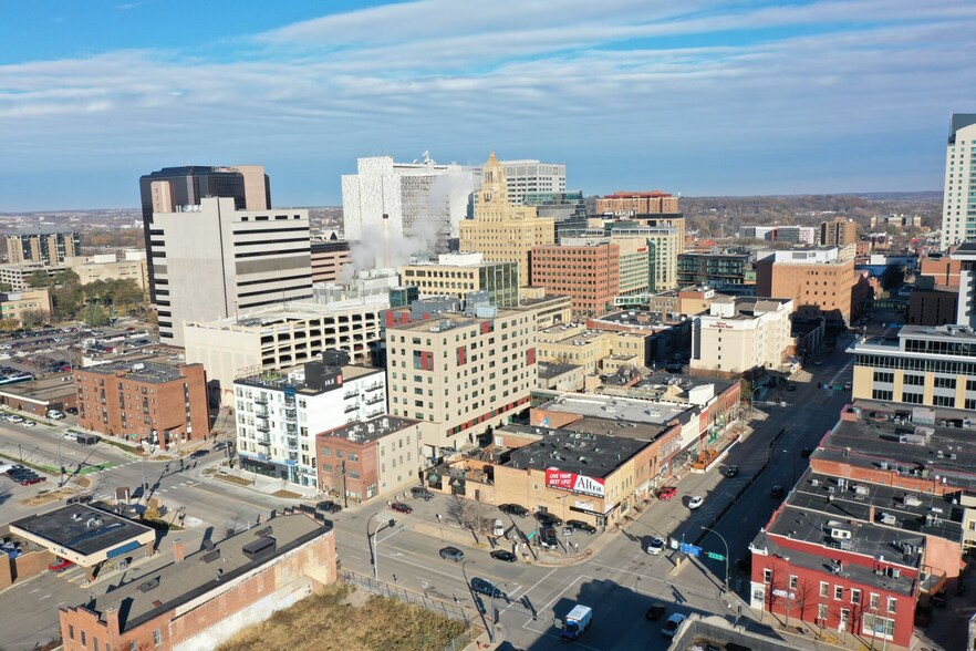 More Photos Of 325 S Broadway, Rochester Storefront Retail Residential For Lease