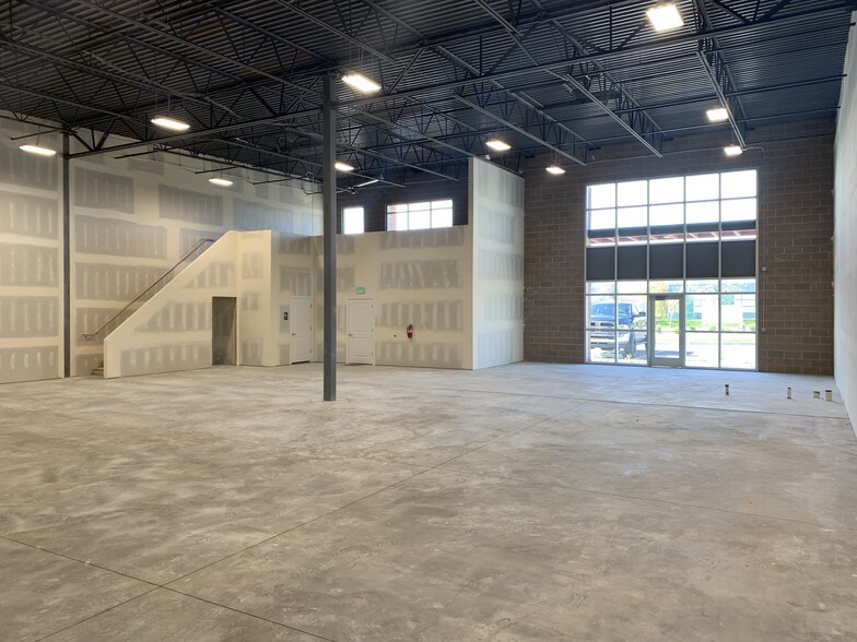 More Photos Of 6108-6142 W 9790 S, West Jordan Warehouse For Lease