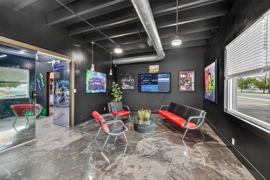 More Photos Of 1090 S 56th Ave, Hollywood Auto Repair For Sale