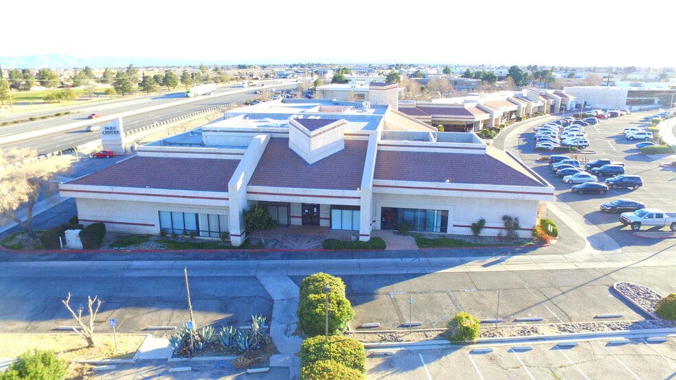 More Photos Of 15447 Anacapa Rd, Victorville Loft Creative Space For Lease