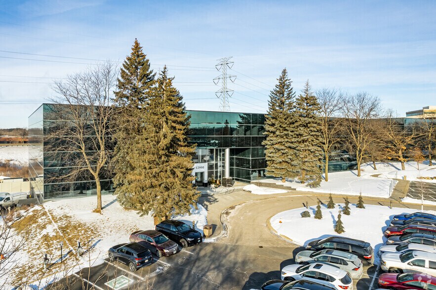 More Photos Of 12900 Whitewater Dr, Minnetonka Unknown For Lease