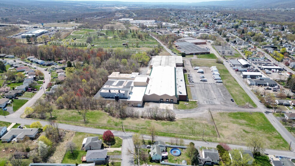 More Photos Of 600 Sanders St, Scranton Warehouse For Sale