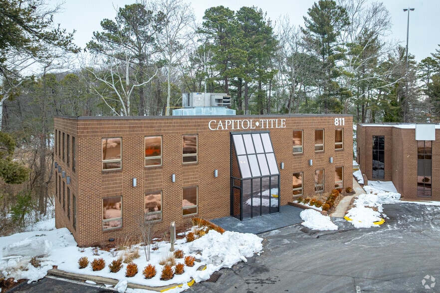 More Photos Of 815 Ritchie Hwy, Severna Park Office For Lease