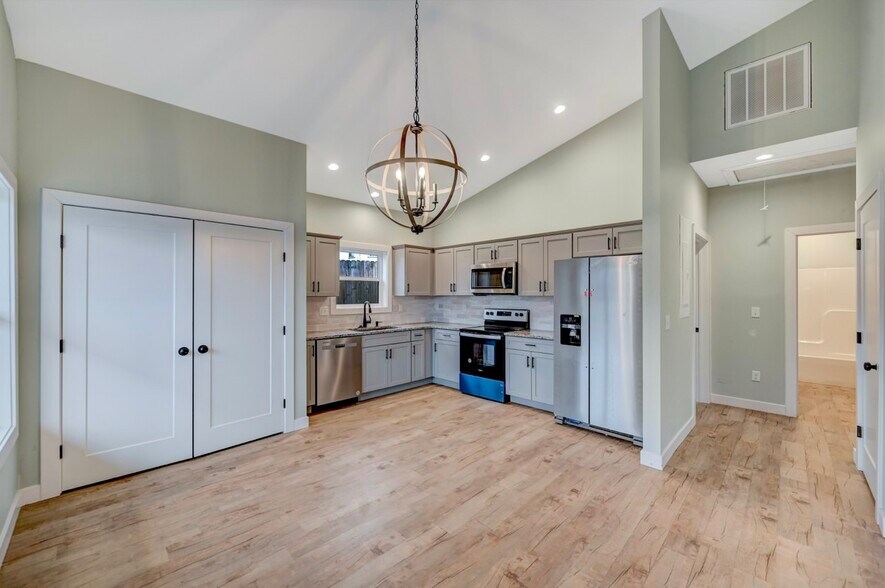 More Photos Of , Scranton Multifamily For Sale