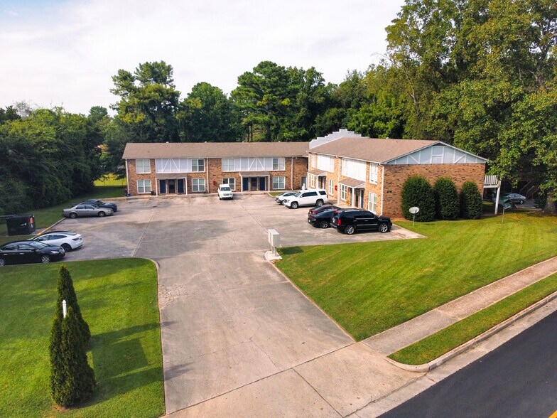 More Photos Of 4516 Bonnell Dr NW, Huntsville Multifamily For Sale