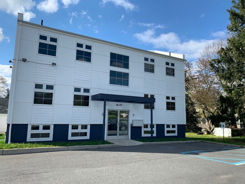 Primary Photo Of 1637 New Rd, Northfield Office For Sale