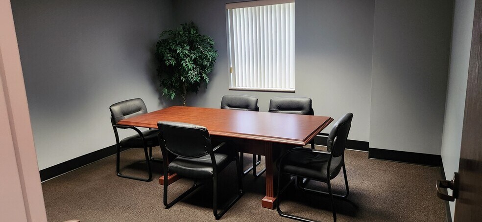 More Photos Of 2848 Interstate Pky, Brunswick Warehouse For Sale