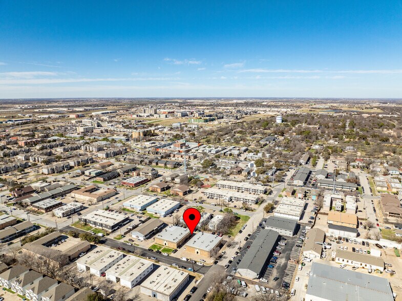 More Photos Of 2404 Louise St, Denton Multifamily For Sale