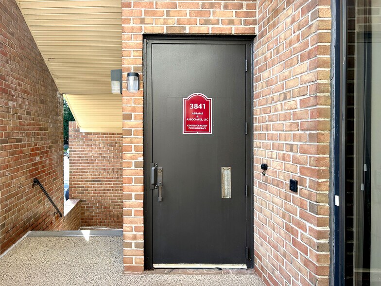 More Photos Of 3821-3859 Farragut Ave, Kensington Office For Sale
