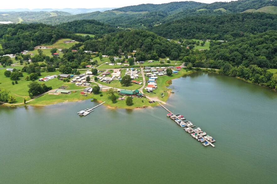 More Photos Of 1501 Slate Hill Rd, Mooresburg Manufactured Housing Mobile Home Park For Sale