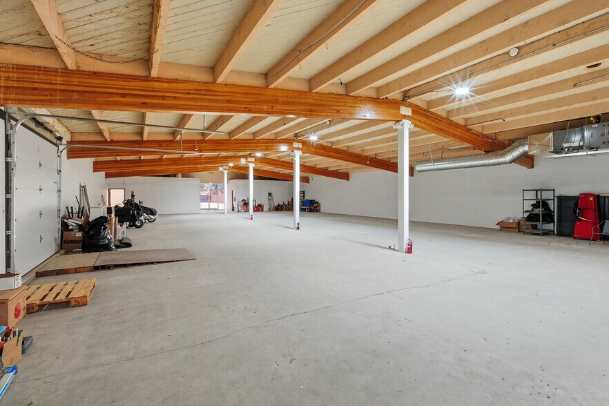 More Photos Of 735 Stocker Rd, Big Bear Lake Storefront Retail Office For Sale