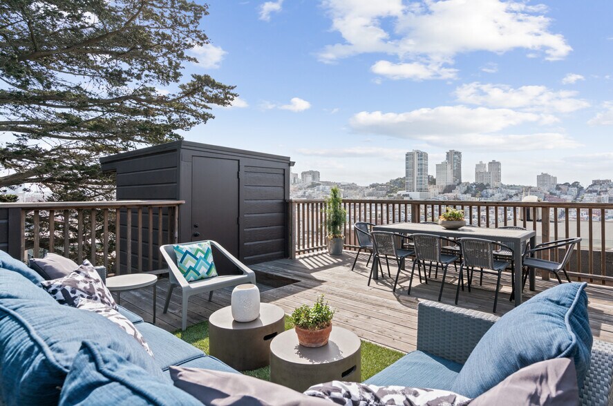 More Photos Of 407-411 Greenwich St, San Francisco Apartments For Sale