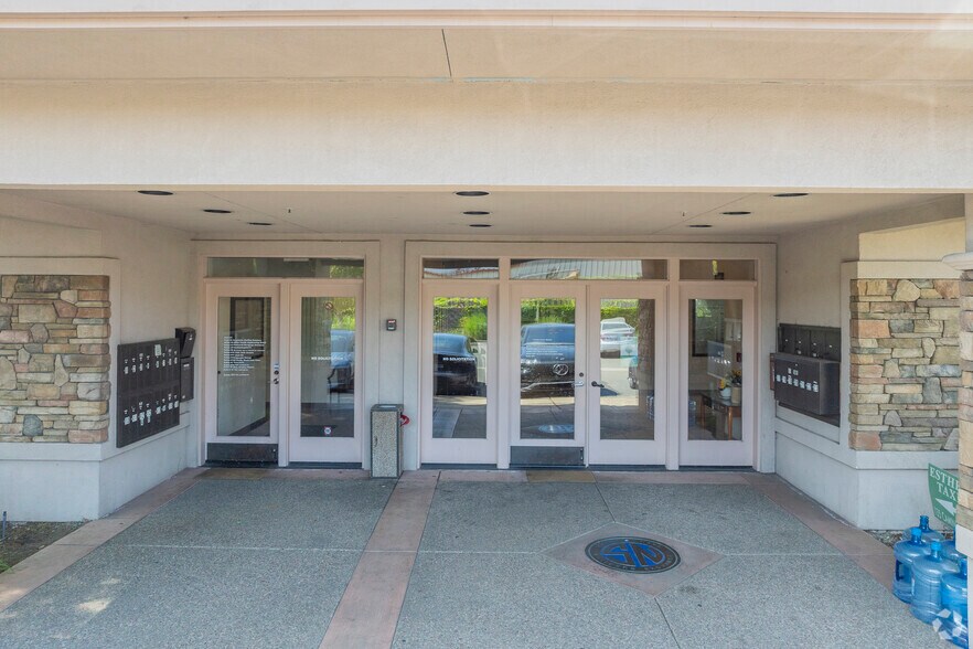 More Photos Of 135 Camino Dorado, Napa Office For Sale