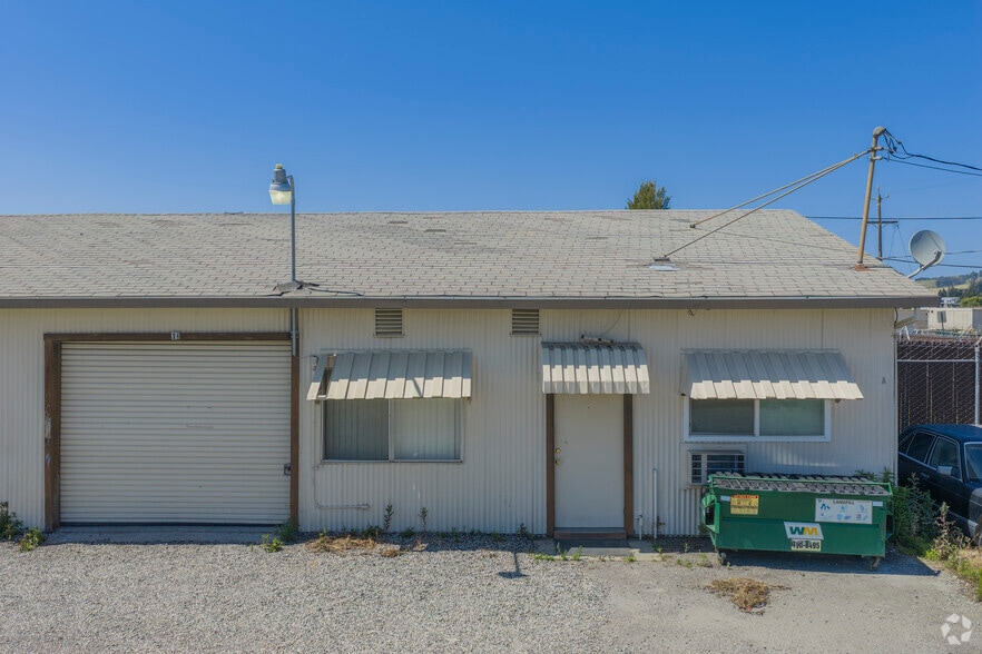 More Photos Of 29480 Pacific St, Hayward Self Storage For Sale