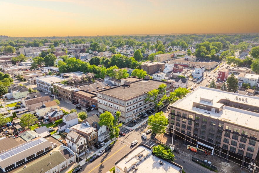 More Photos Of 359 Cortlandt St, Belleville Manufacturing For Lease