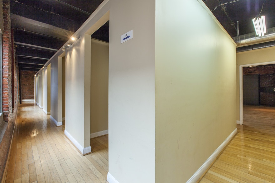More Photos Of 4946-4950 Parkside Ave, Philadelphia Loft Creative Space For Lease