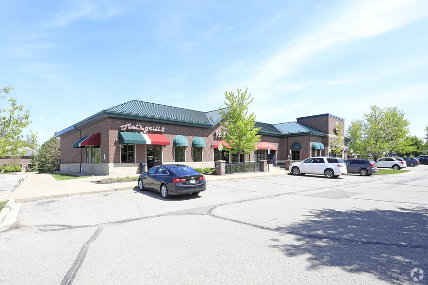 More Photos Of 7010-7080 Gateway Park Dr, Village of Clarkston Storefront For Lease