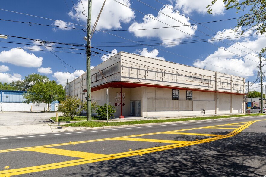 More Photos Of 4045 Post St, Jacksonville Freestanding For Lease