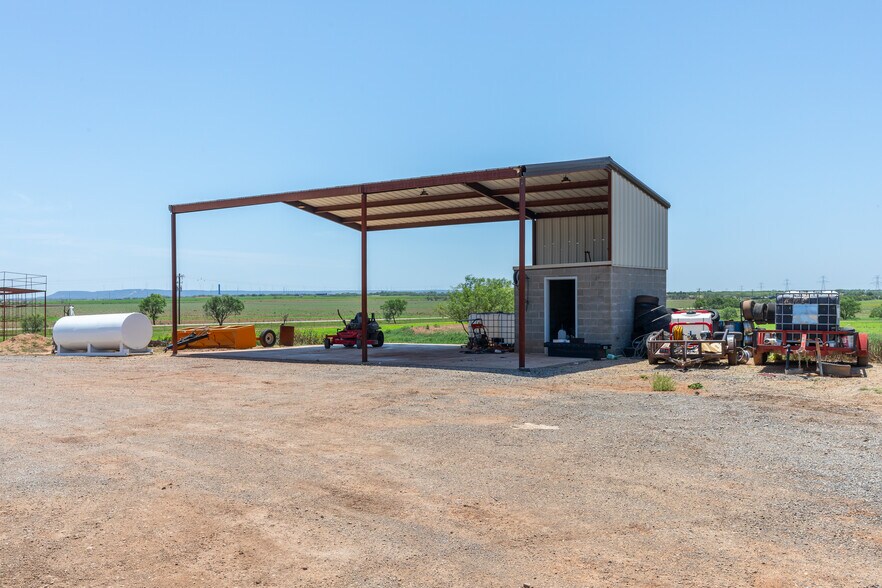 More Photos Of 1256 County Road 401, Merkel Land For Sale