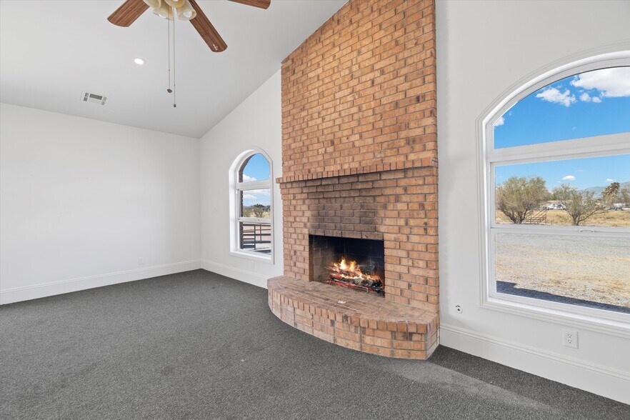 More Photos Of 721 Buol Rd, Pahrump General Retail For Sale