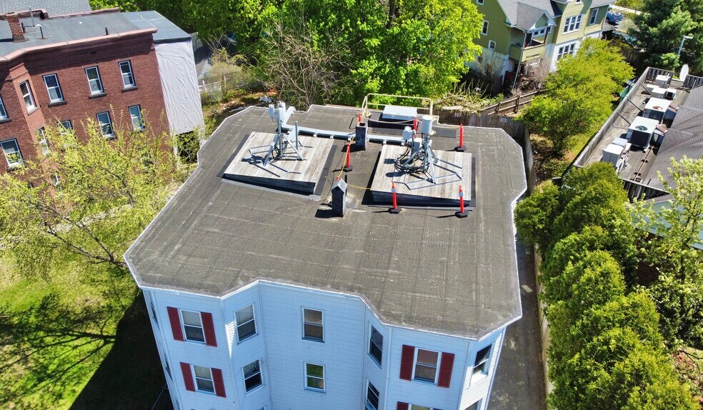 More Photos Of 855 Liberty St, Springfield Apartments For Sale