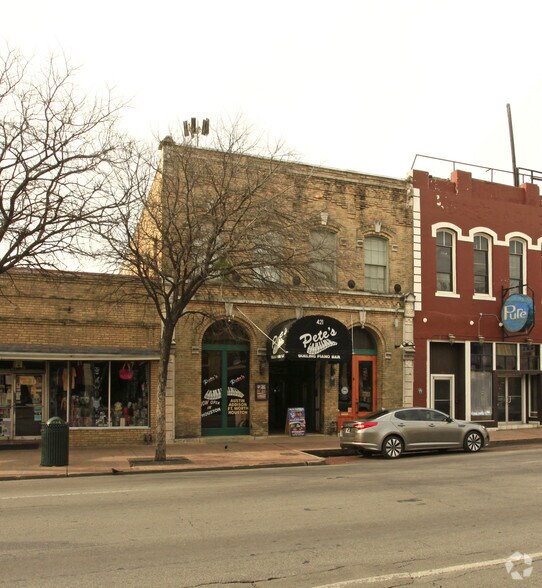 Primary Photo Of 421 E 6th St, Austin Storefront Retail Office For Lease