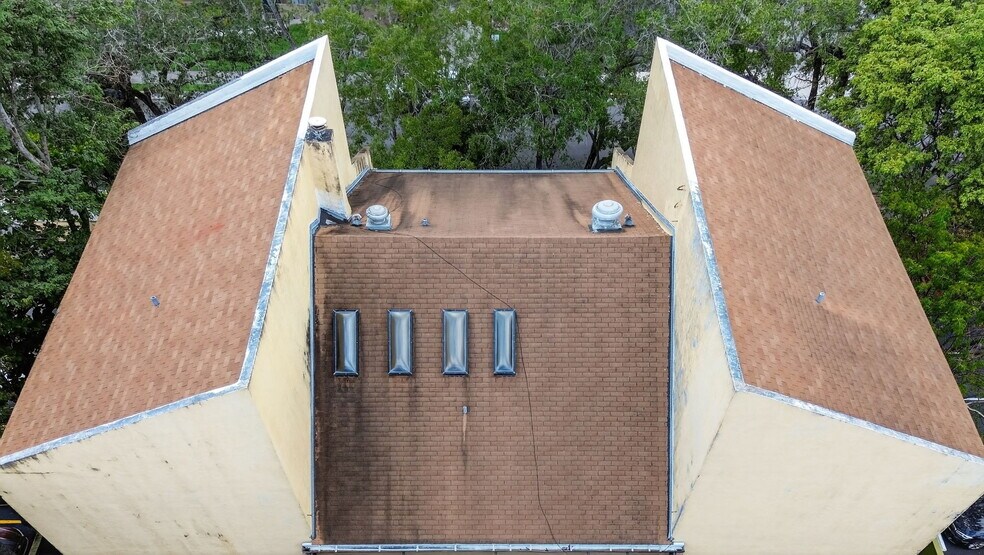 More Photos Of 7420 SW 59th Ave, South Miami Apartments For Sale