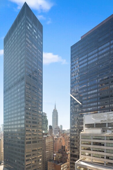 More Photos Of 633 Third Ave, New York Office For Sale