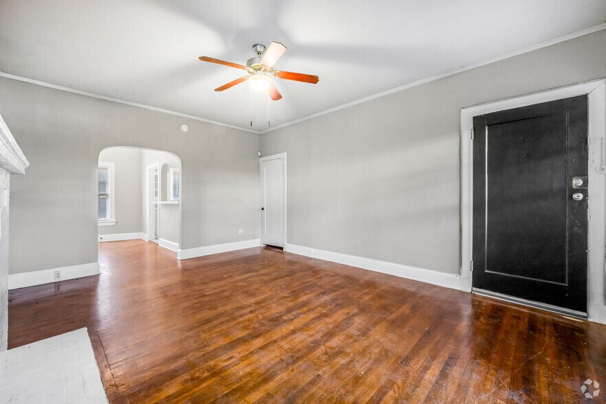 More Photos Of 4425 Swiss Ave, Dallas Apartments For Sale