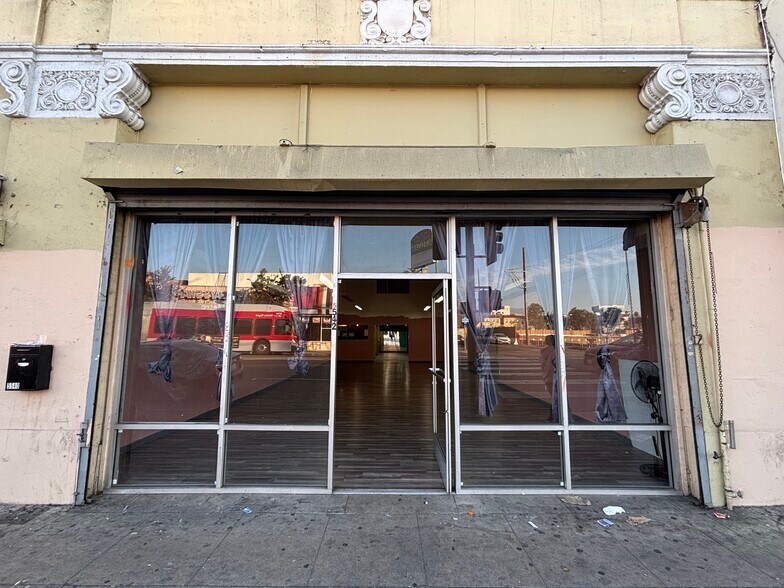 Primary Photo Of 5536-5542 Santa Monica Blvd, Los Angeles General Retail For Sale