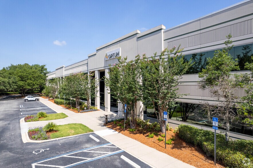 More Photos Of 12735 Gran Bay Pky W, Jacksonville Unknown For Lease