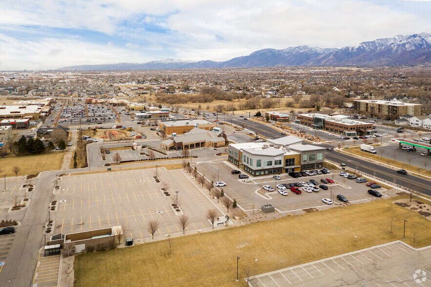 More Photos Of 13894 S Bangerter Pky, Draper Office For Sale