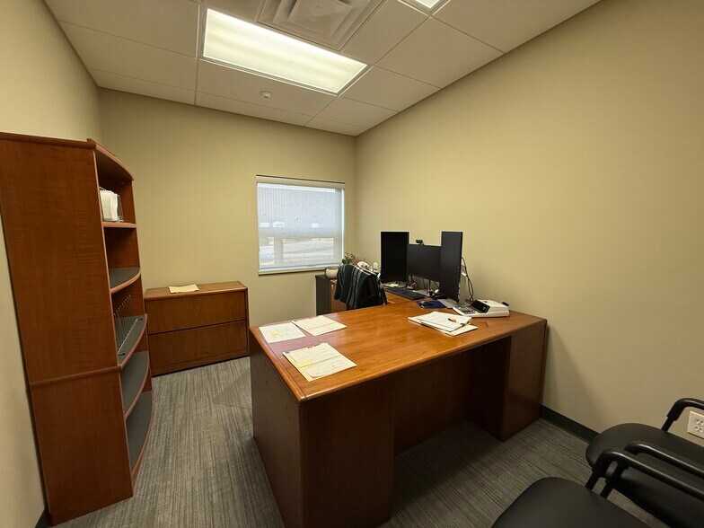 More Photos Of 518 Laura Av, Red Deer County Office For Sale