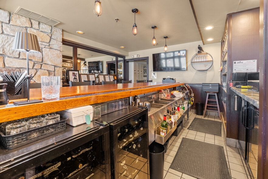 More Photos Of 1844 Depot St, Manchester Center Restaurant For Sale
