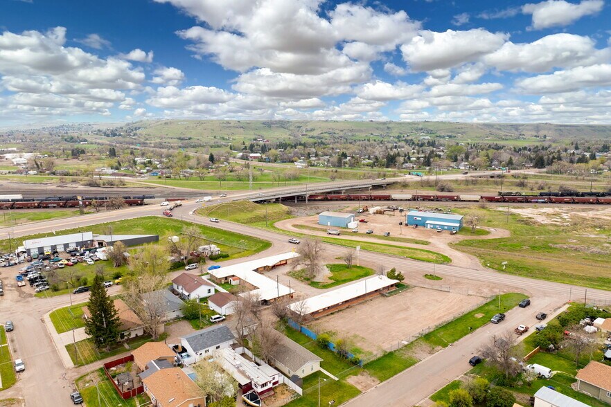 More Photos Of 1521 1st Ave NW, Great Falls Hotel For Sale