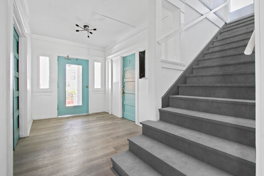 More Photos Of 2694 James M Wood Blvd, Los Angeles Apartments For Sale