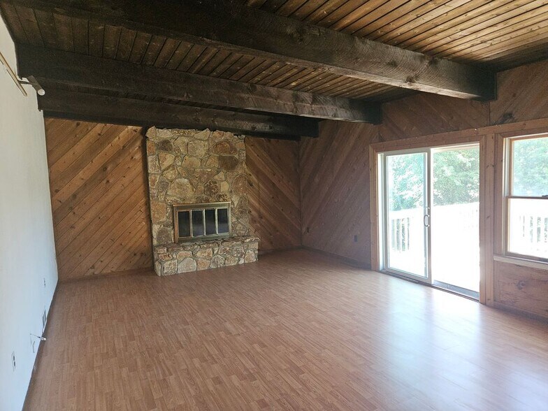 More Photos Of 1431 S Olden Ave, Trenton General Retail For Sale