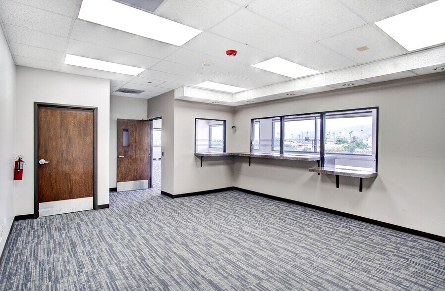 More Photos Of 710 S Central Ave, Glendale Medical For Lease