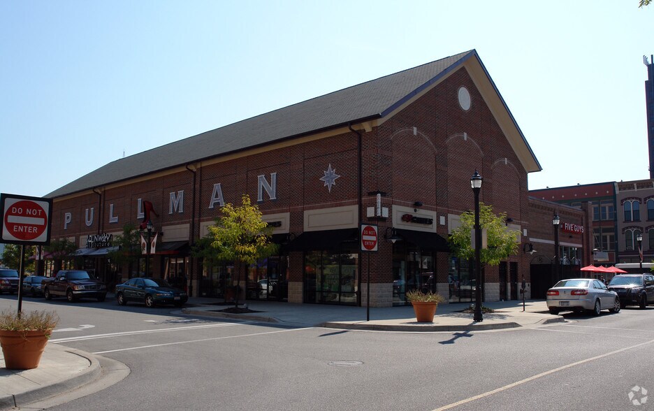 More Photos Of 220 Ninth Ave, Huntington Unknown For Lease