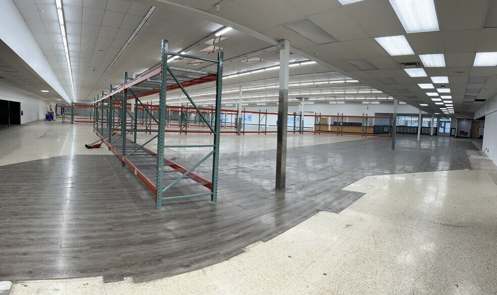 More Photos Of 112-129 Harrisville Rd, Ogden Storefront For Sale