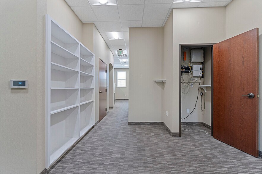 More Photos Of 4315 Windsor Centre Trl, Flower Mound Office For Lease