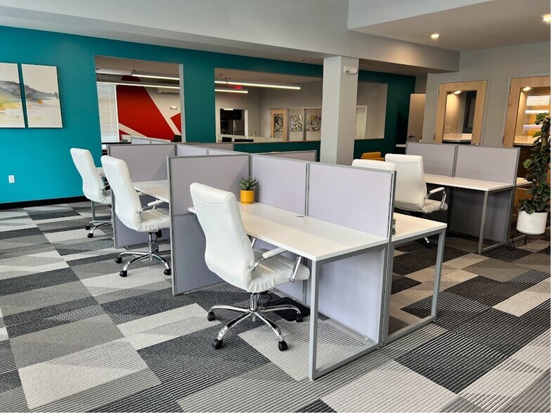 More Photos Of 2002 Madison St, Everett Coworking Space