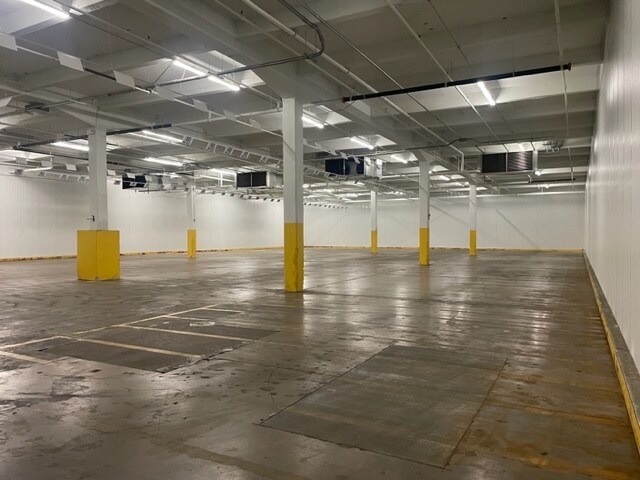 More Photos Of 201 Webster Ave, Waco Distribution For Lease